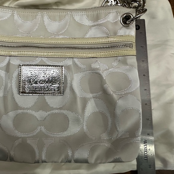 Coach Poppy Signature Fabric Silver/ Ivory Shoulder Bag - Picture 8 of 8
